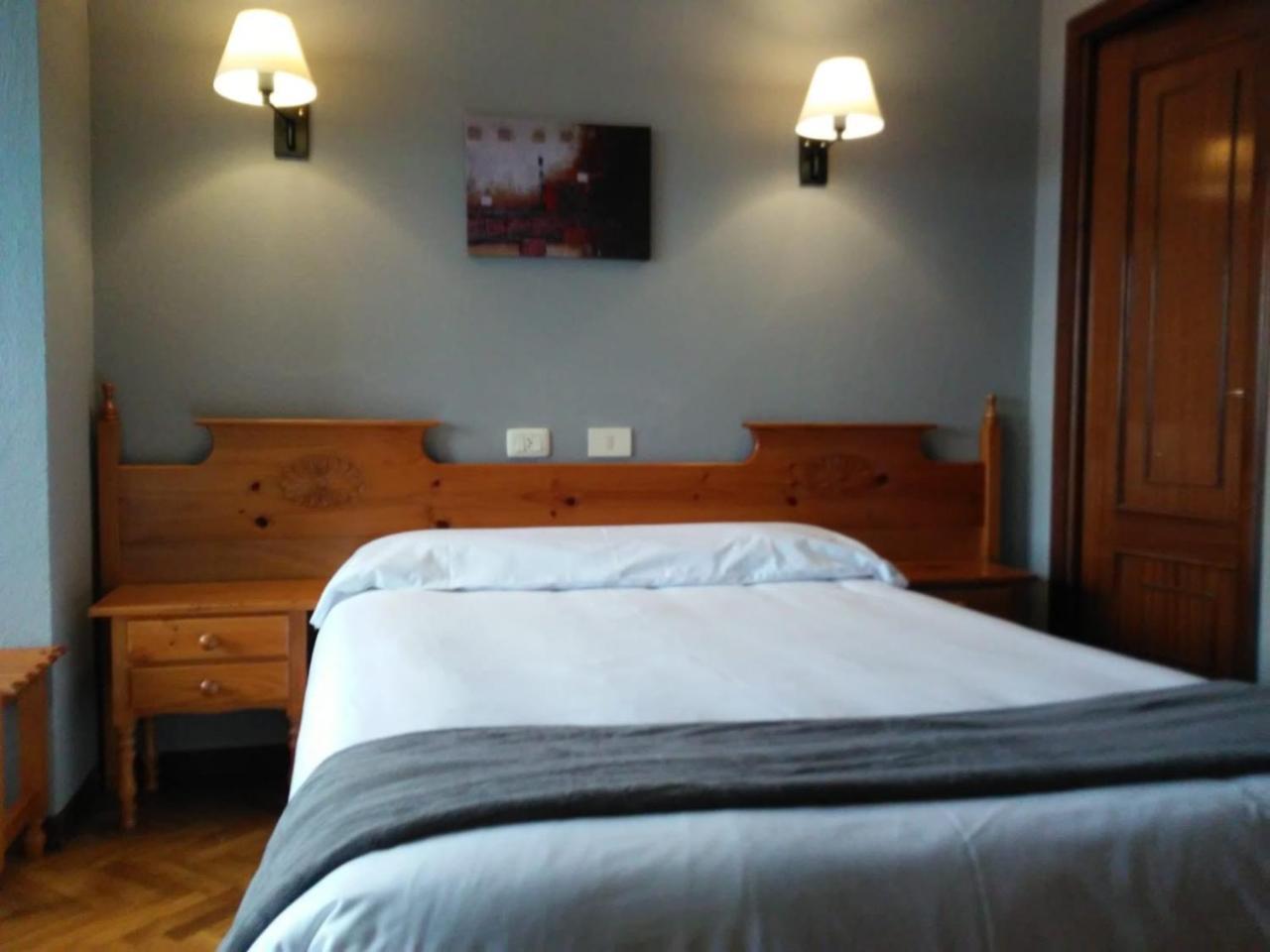 Hostal San Telmo 图伊 外观 照片